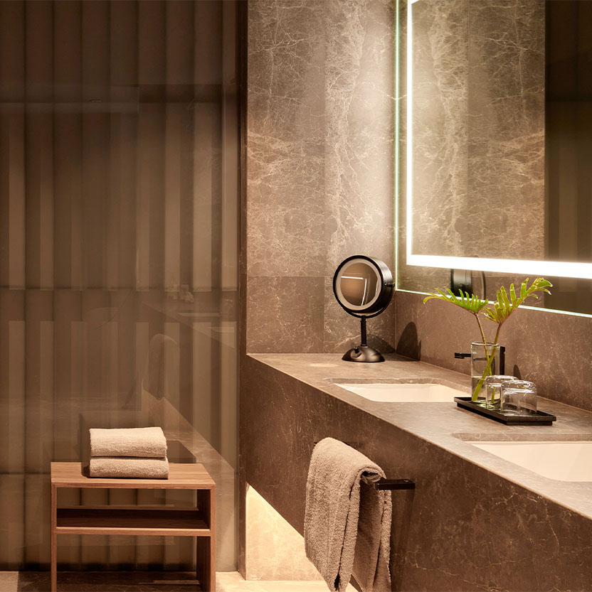 Descubra nuestras elegantes habitaciones en Monterrey