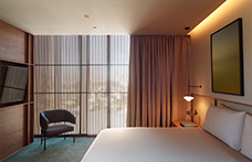 Habitación con vista a la ciudad de hotel IHG en Monterrey